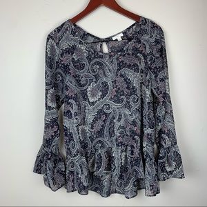 C. Wonder paisley bell sleeve top